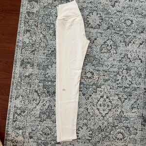Alo Leggings